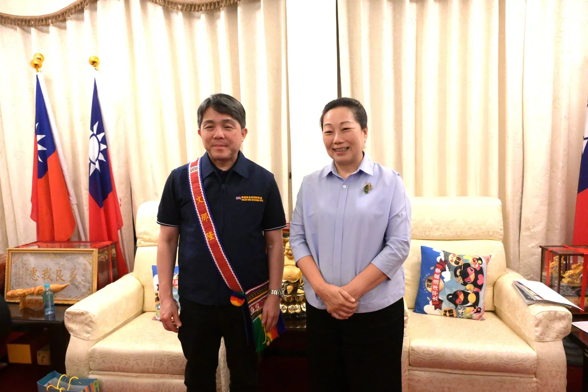 泰國代表團走進花蓮縣府 從震後關懷談到觀光直航
