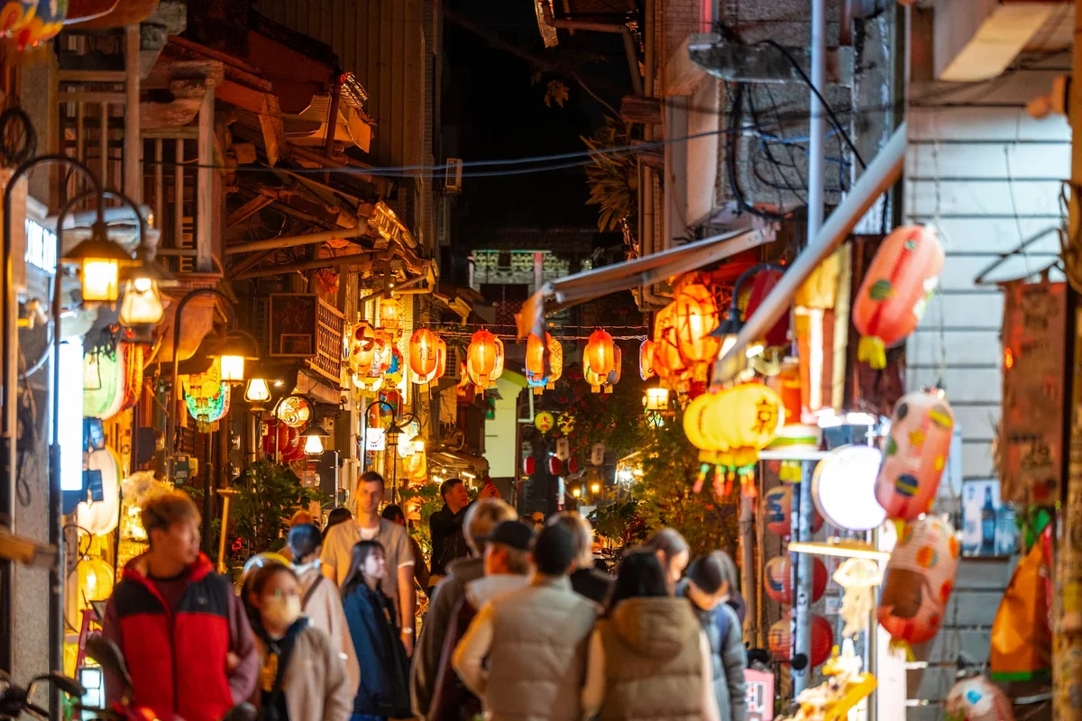 從夜市到散步導覽 數據看見國際旅客走進臺南的方式