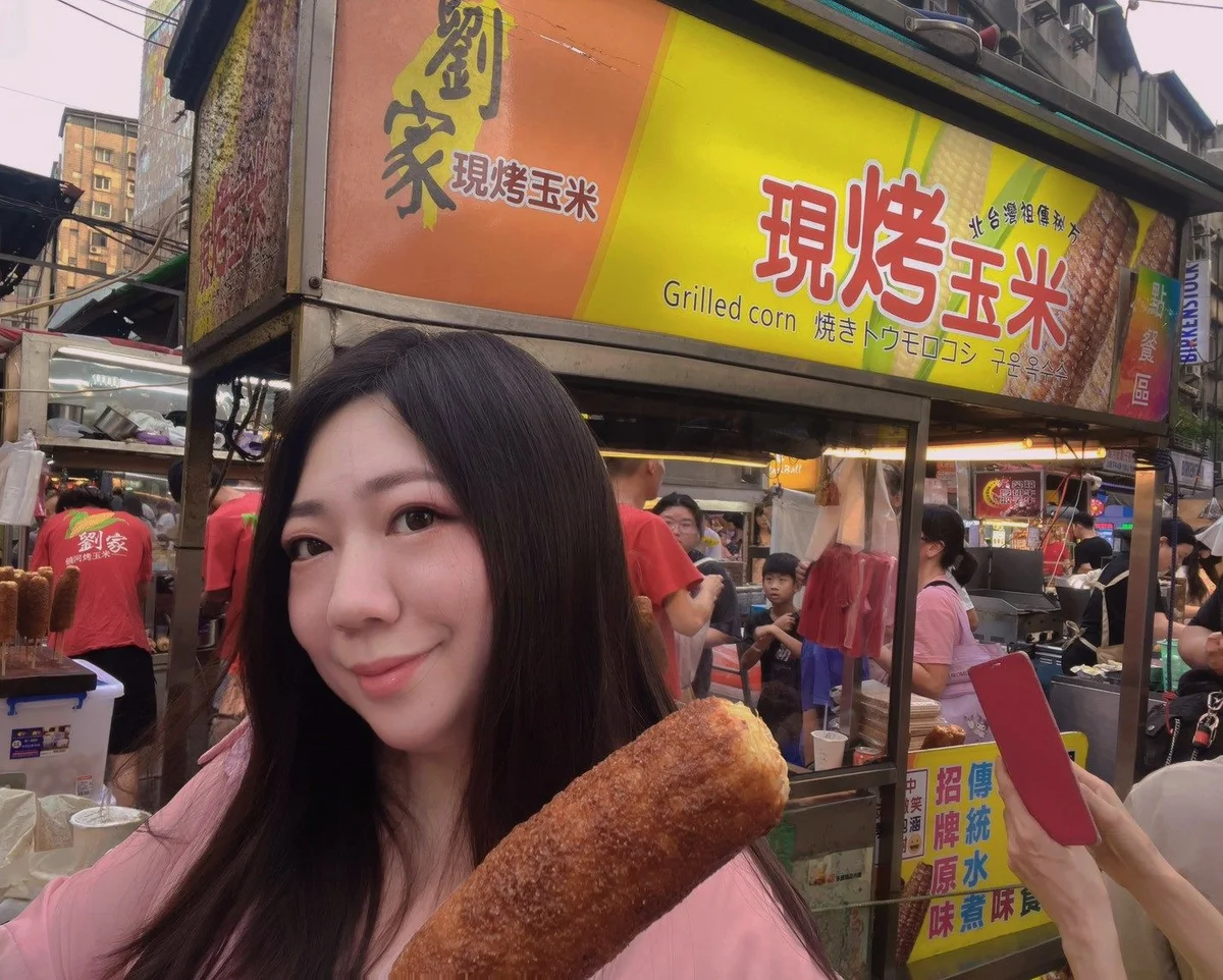 幸恩走進饒河街夜市 點名三攤她下班後最常回訪