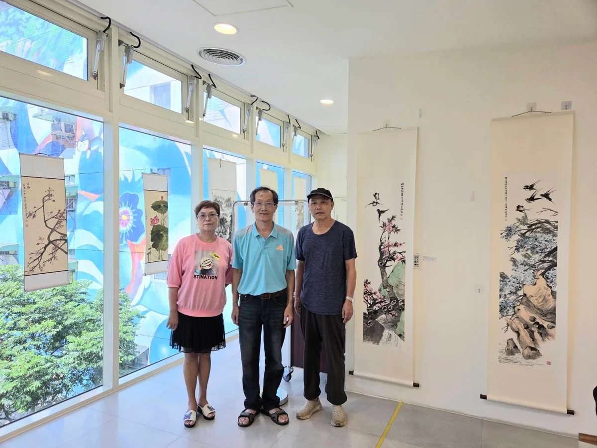 瑞芳分館七月開展 樂齡水墨花鳥班作品陪讀者過暑假