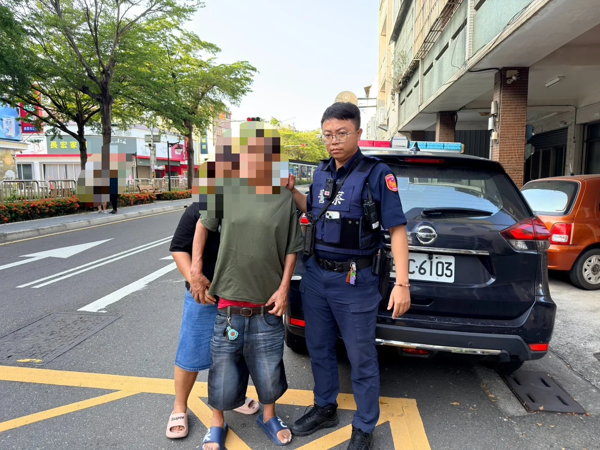 散步後忘了回家路 員林警耐心查證護送老翁返家