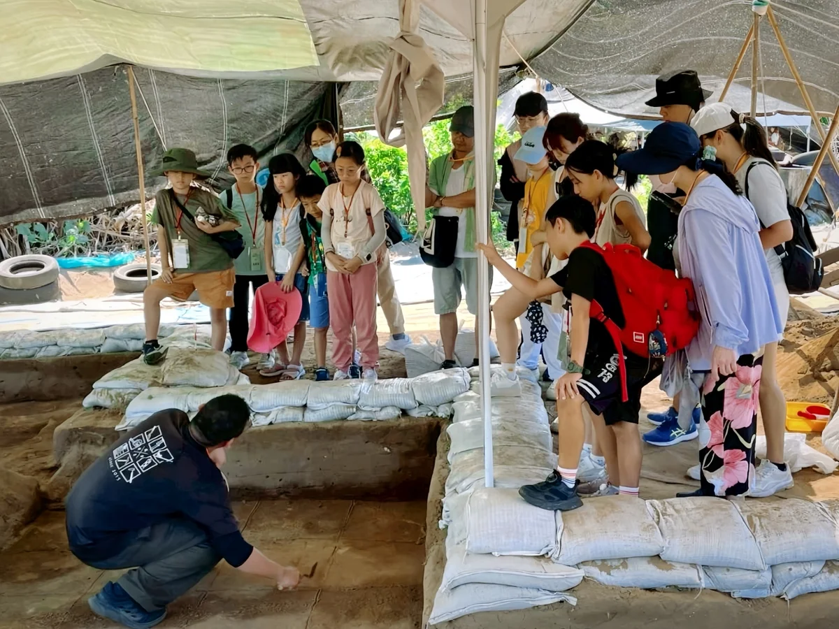 走進貢寮仁里遺址 一日考古隊從標本辨識學起