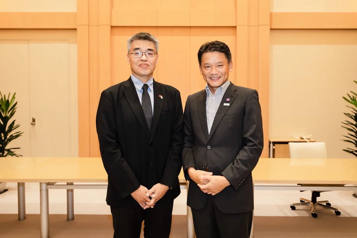 高雄副市長李懷仁訪東京 從AI治理談到市民服務
