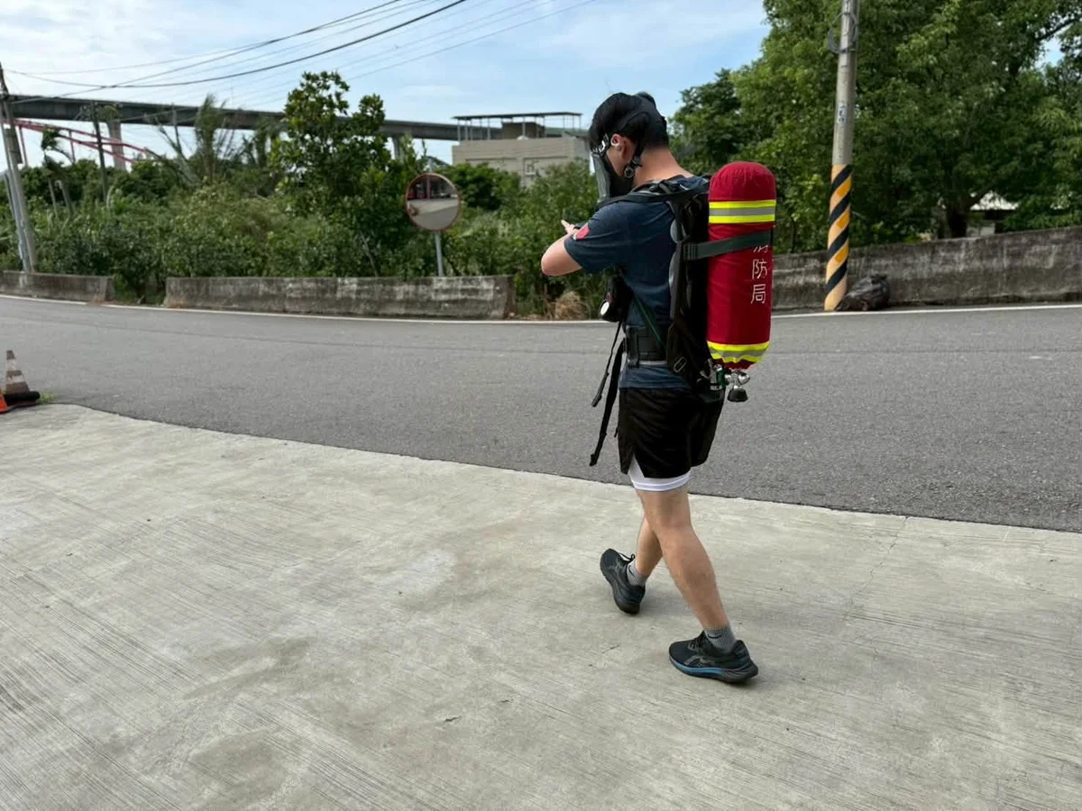背著空氣呼吸器跑起來 西湖消防分隊用耗氧訓練備戰火場