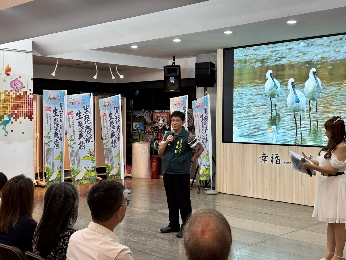 近千隻黑琵飛抵臺南　保育季十八日從七股正王府展開