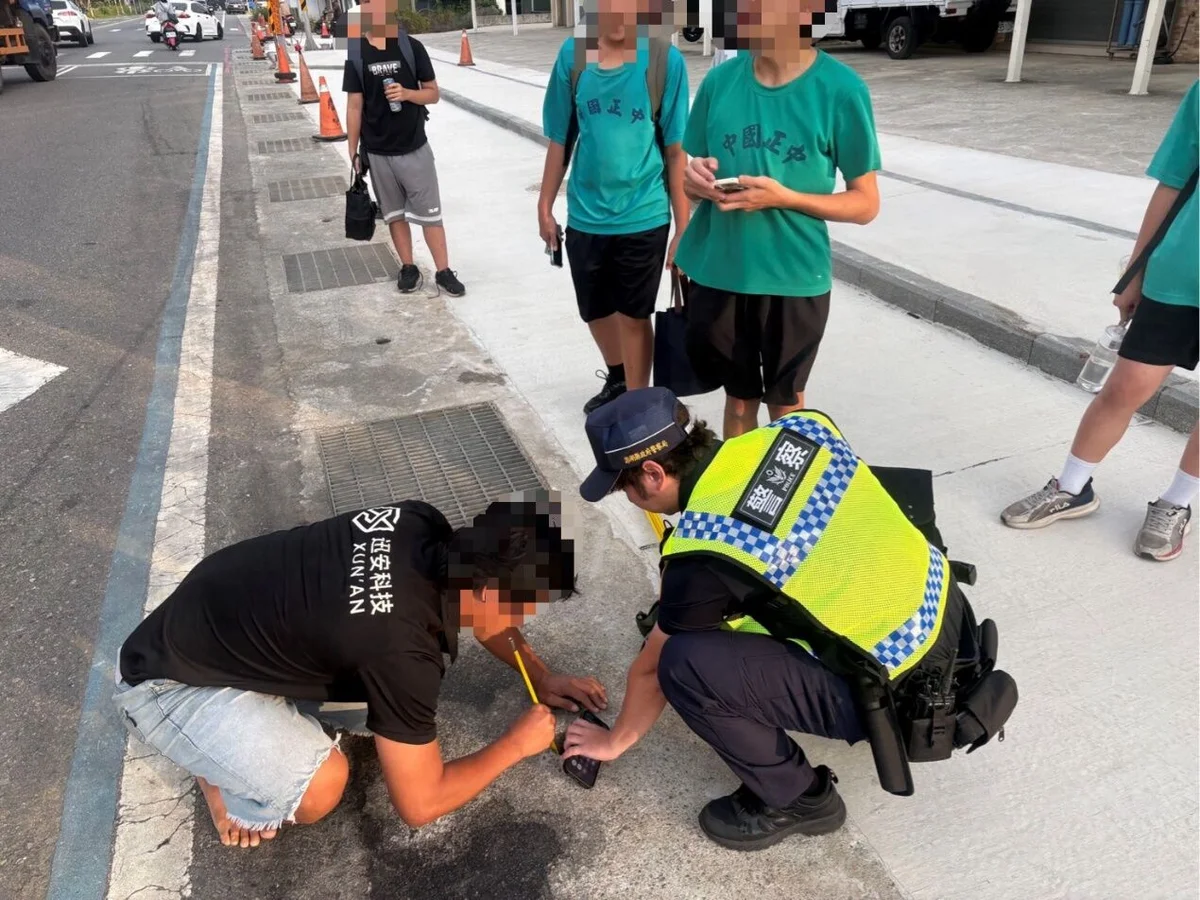 強風吹落交通卡 文澳警民合力助學生搭車返家
