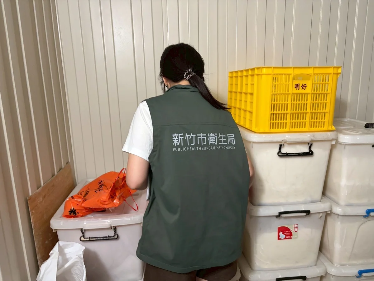 竹市明好企業社炊粉驗出甲醛 衛生局令下架停產