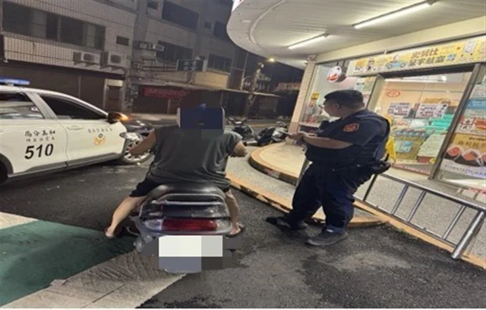 天色漸暗仍在和卿路徘迴 和美警查證身分送八旬翁返家