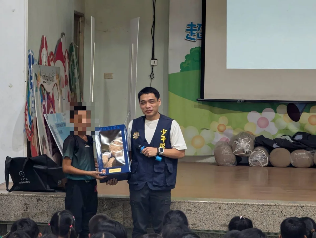 毒品藏進糖果與電子煙 東警到豐田國小教孩子辨識