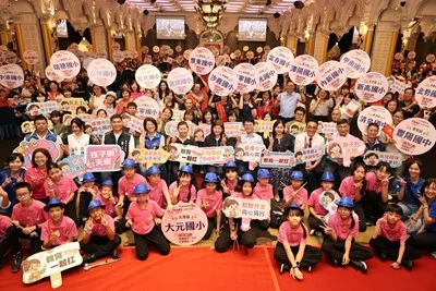 台中表揚1025位教育與導護志工　校園裡的長年陪伴被看見