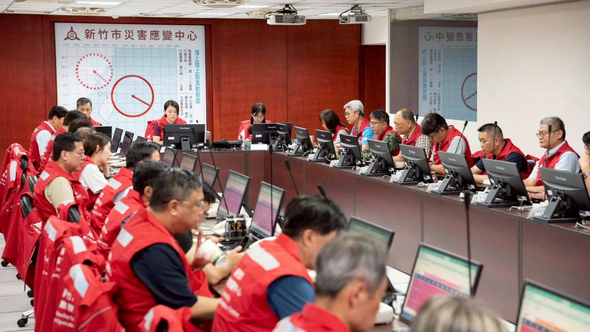 巴威風雨一早壓境　高虹安開第三次應變會議盤點竹市災情