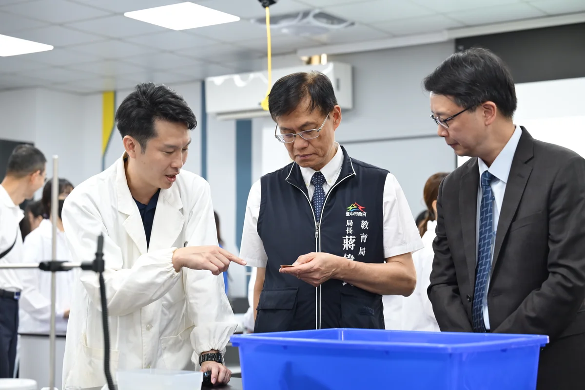 文華高中晶創跨域教室啟用 讓半導體學習從高中扎根