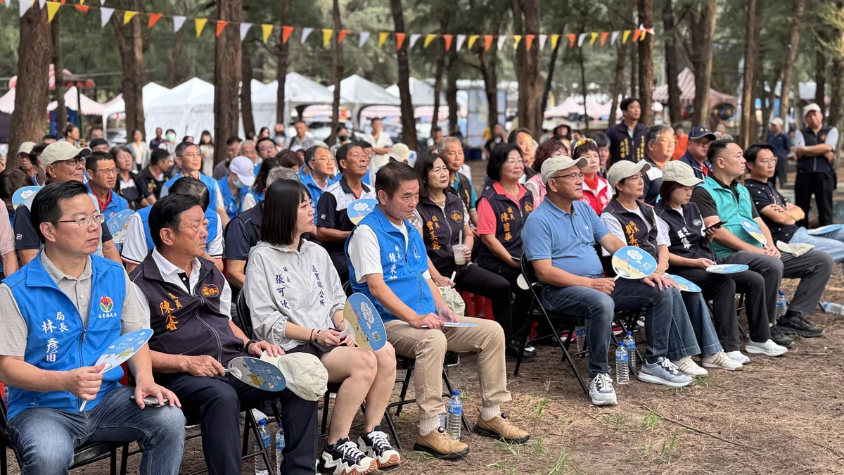 一座沙雕送往熊本祝福 通霄海邊看見苗日情誼
