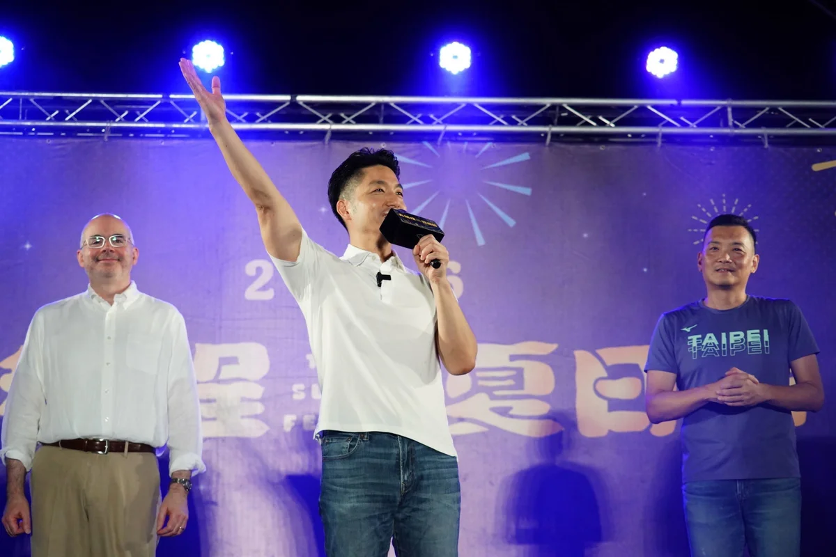 大稻埕夏日節首見無人機秀 蔣萬安提醒先把身旁的人顧好