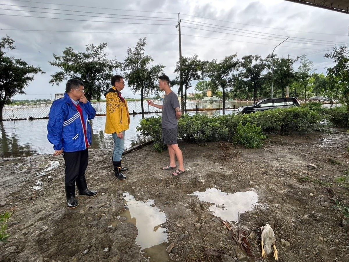 豪雨灌進屏東多地　周春米勘災宣布救災減災復原同步