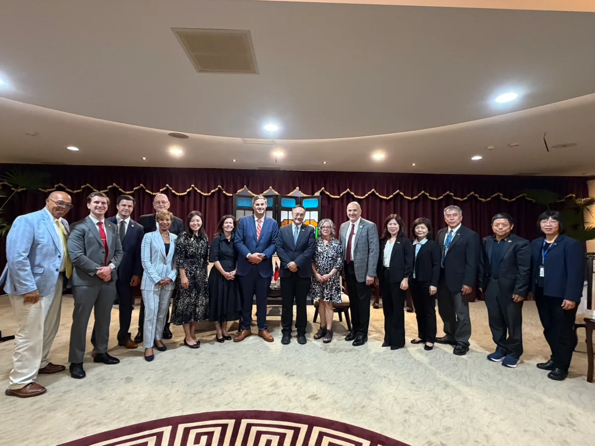 美東南州議會領袖到台中 從姊妹市談精密製造合作