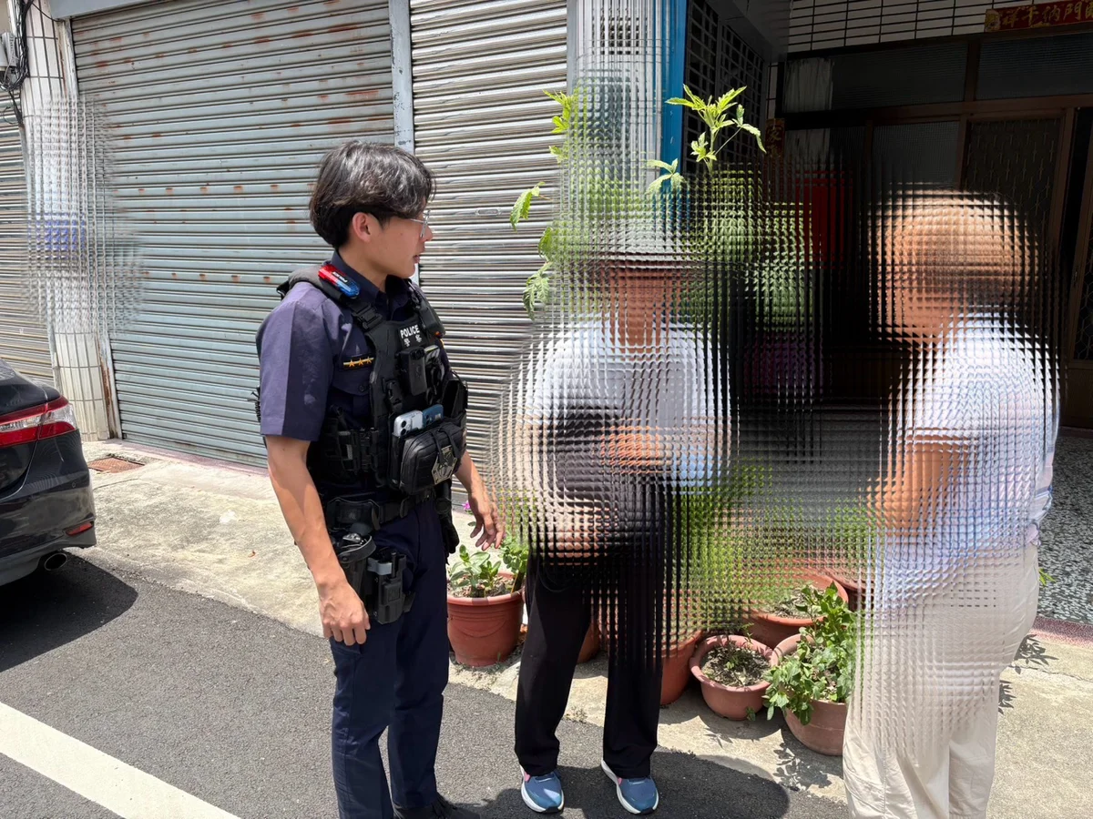 北斗老翁騎單車提80萬元 員警一路護送回田尾
