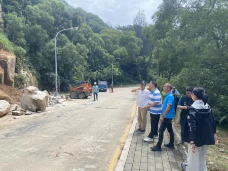 北竿大道碧園段落石後部分管制 週三專業會勘邊坡
