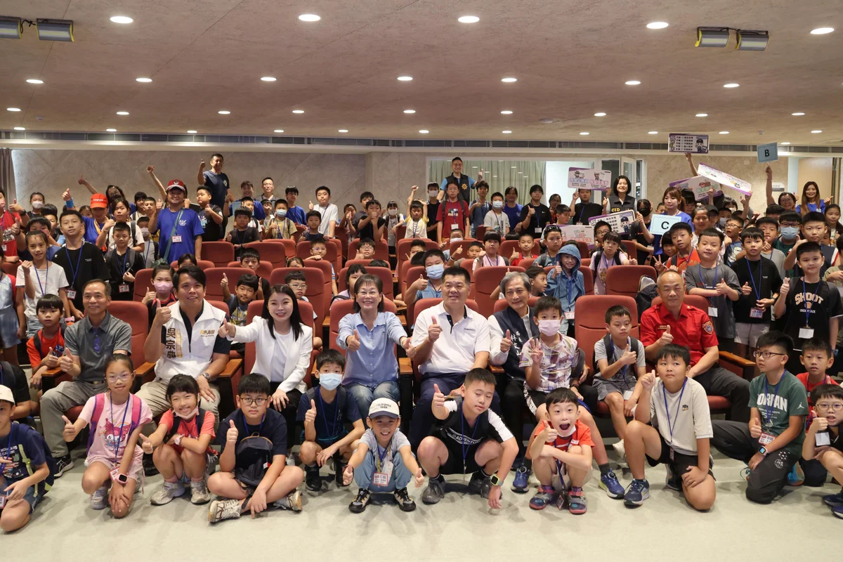麥寮社教園區開營 150名學童闖關學防災與反毒防詐