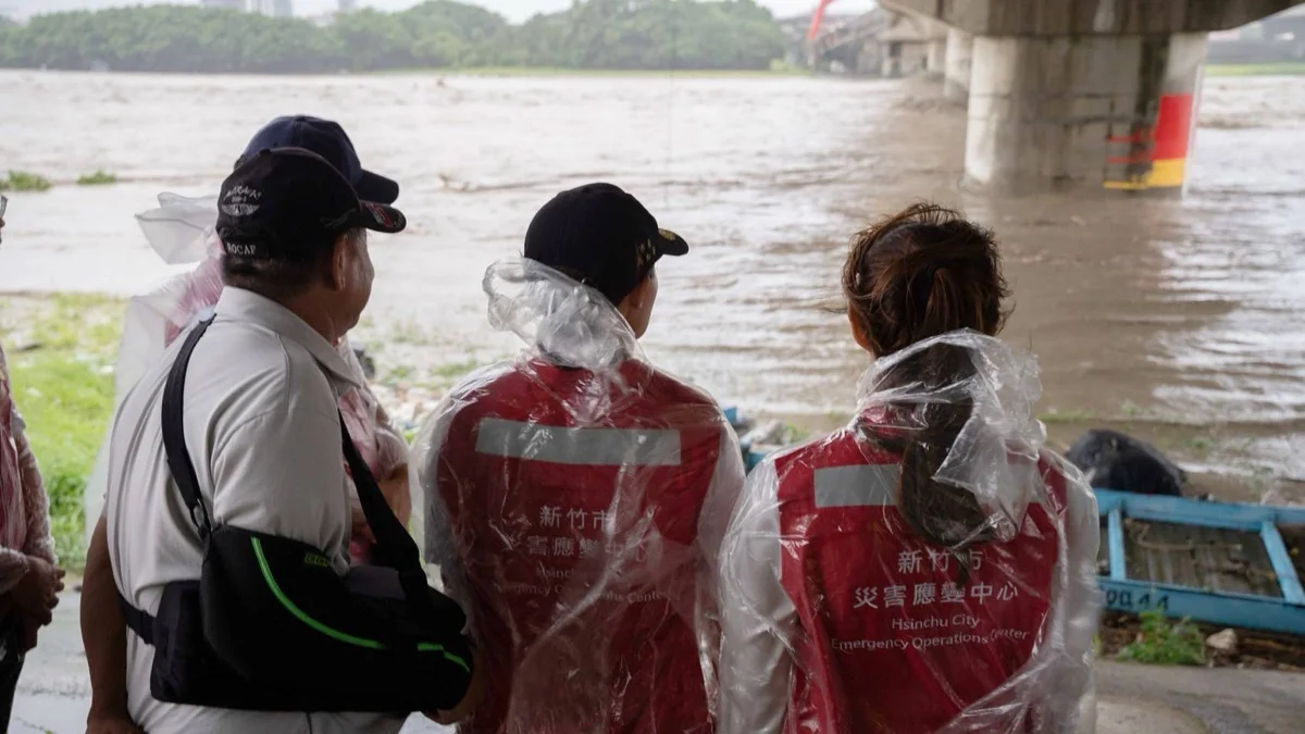 頭前溪水位越過二級警戒　高虹安赴舊港里指揮撤離