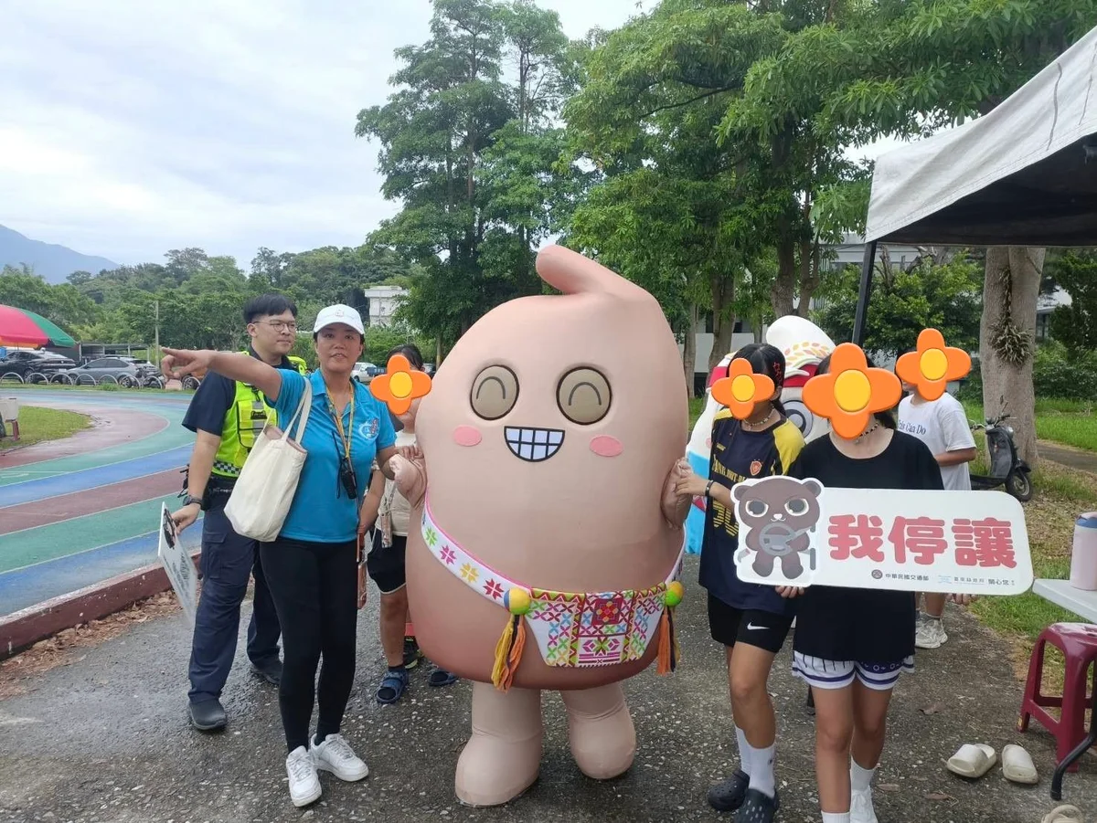 長濱米SALAMA聚人潮　警方在市集旁提醒行車與防詐