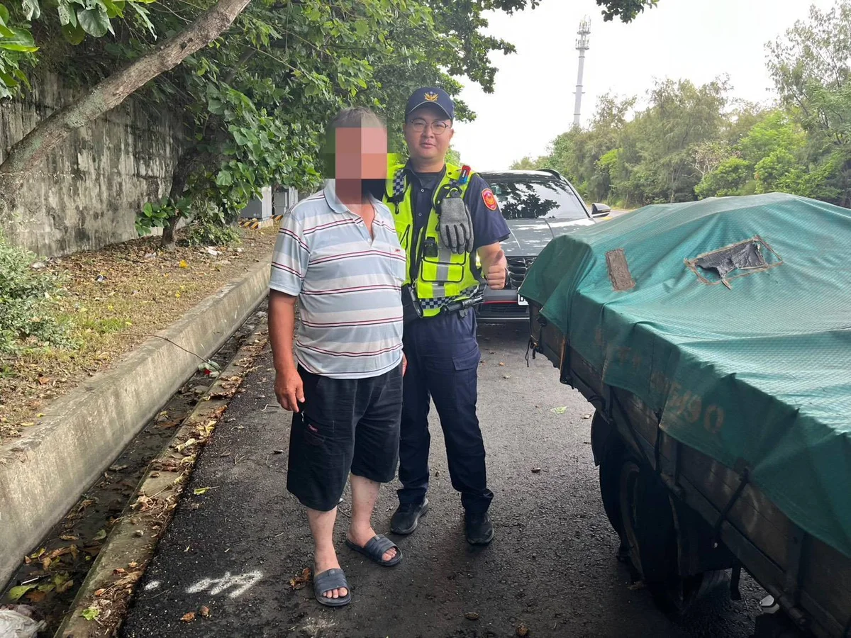 北部駕駛初到臺東遇爆胎　多良警清胎皮找修車資訊