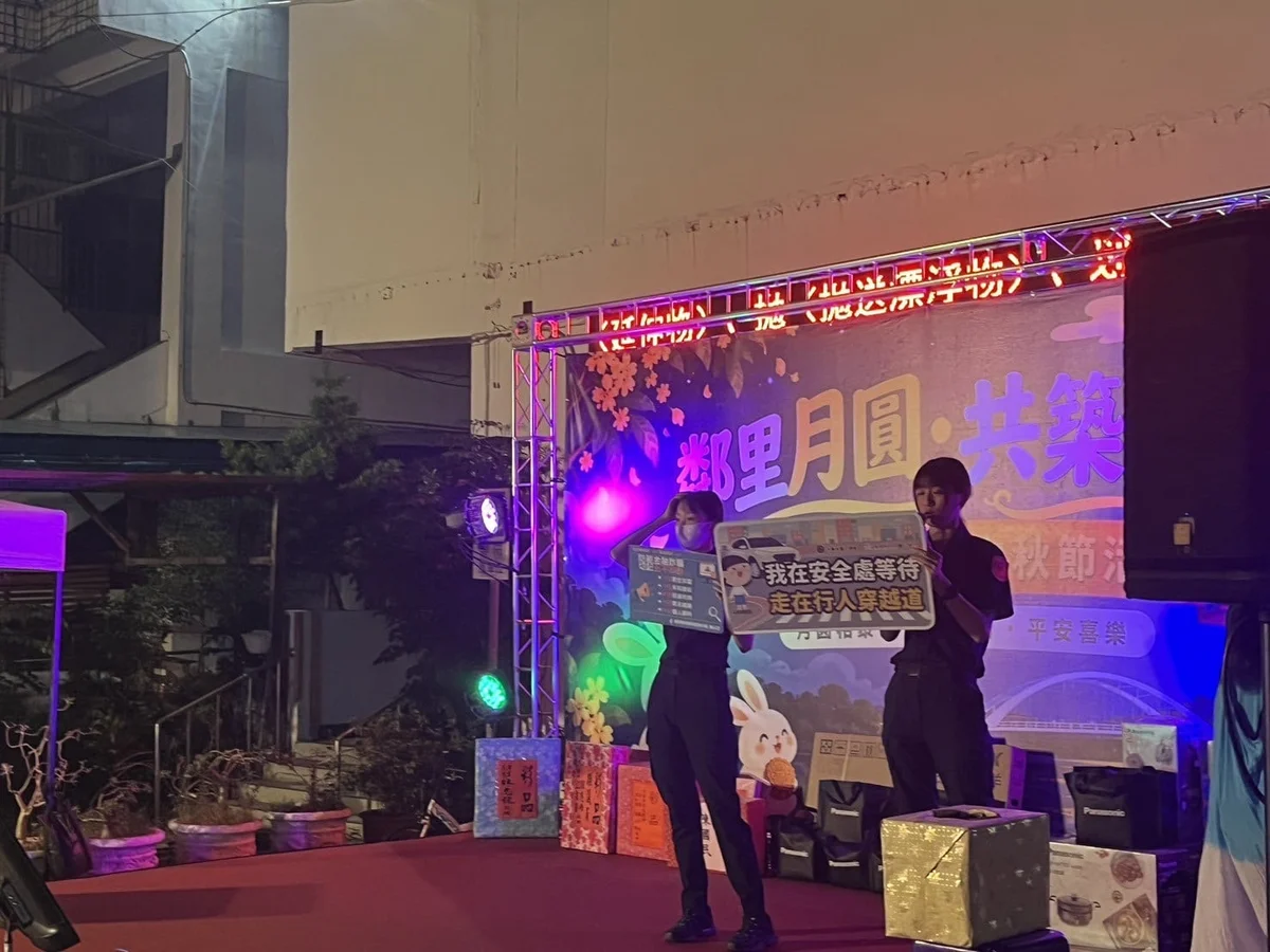 中秋聚會多一聲提醒 豐里警進社區談交安反詐