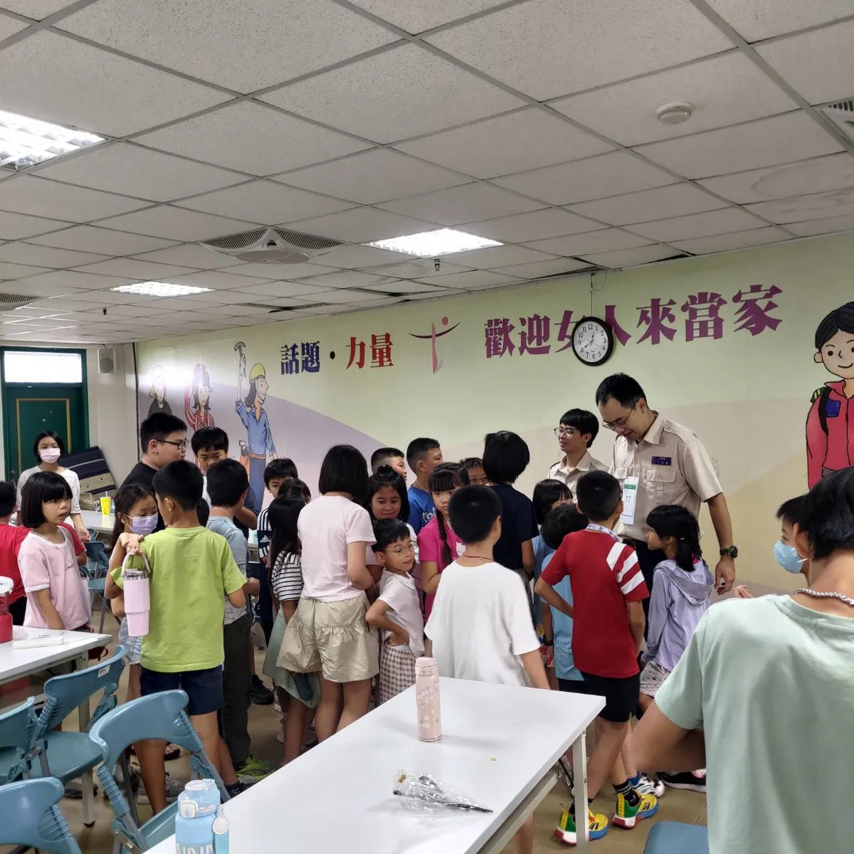 十五名替代役男陪伴六十名學童 屏東暑期營隊從永續出發