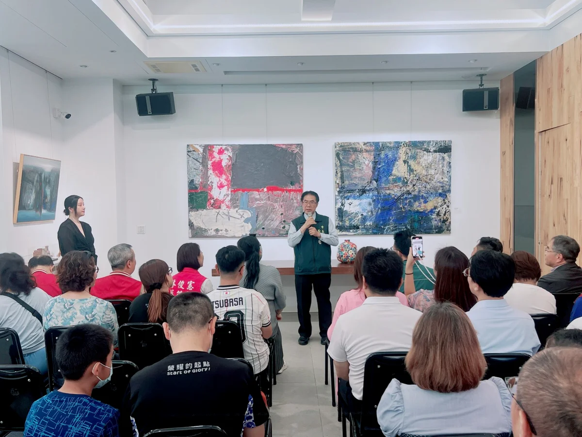 一週一瓶鮮乳送進97所國小 臺南515名學童新學年多一份營養