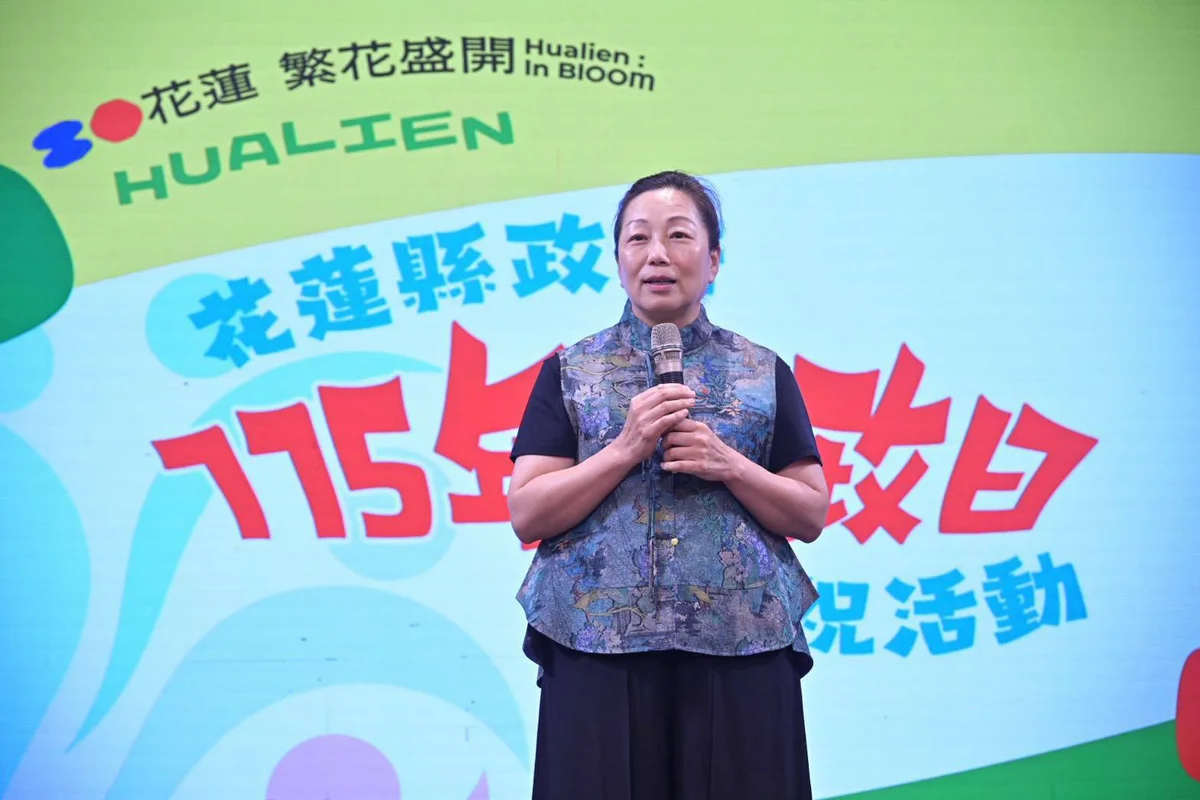 戶政日表揚31人與志工 徐榛蔚感謝第一線默默守護