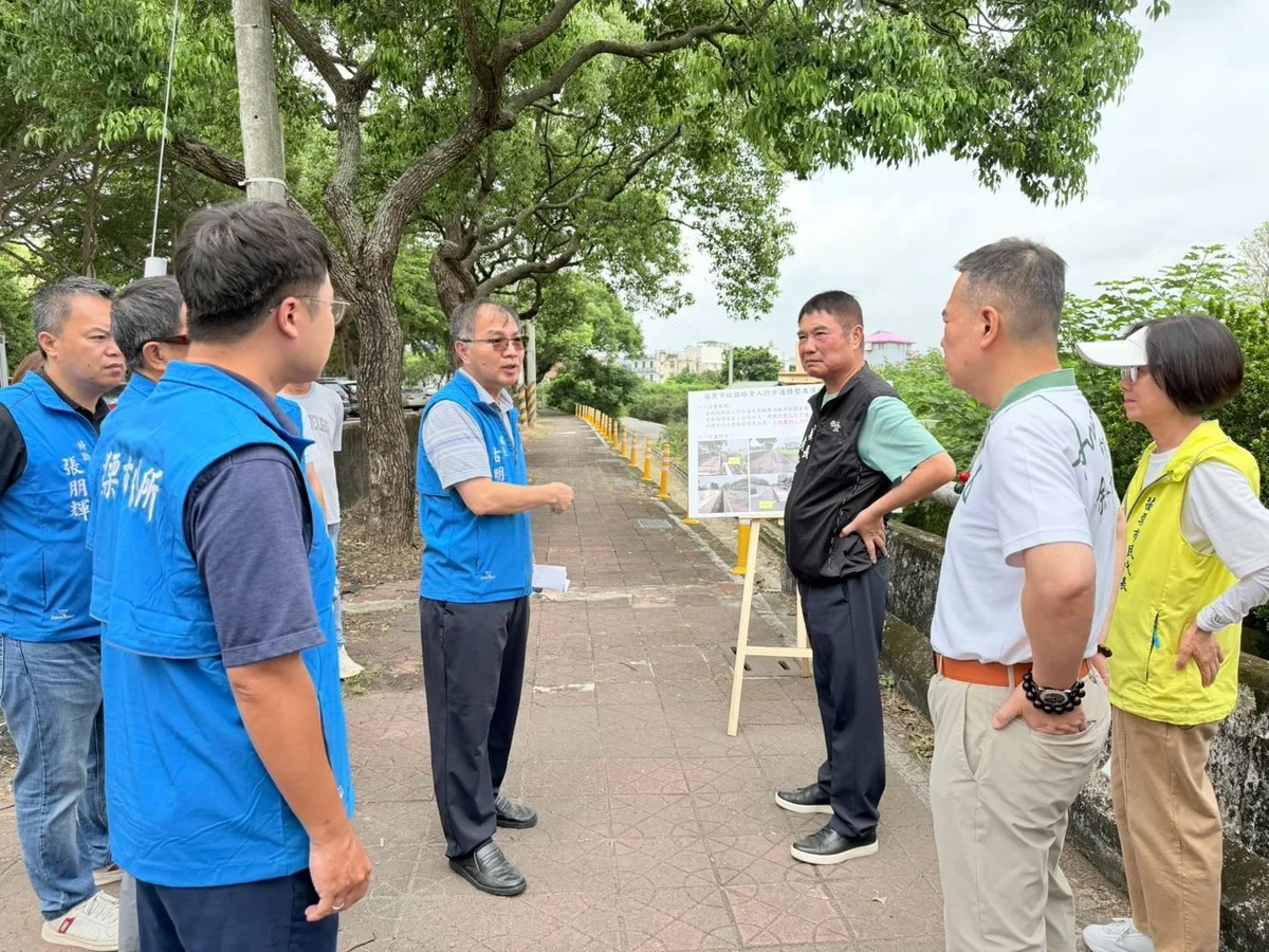 苗17線彎道到貓裏喵步道 鍾東錦勘查兩地安全工程