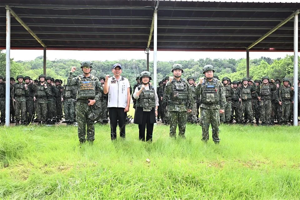 王惠美赴成功嶺慰勞教育召集 勉彰化子弟兵平安完成14天訓練