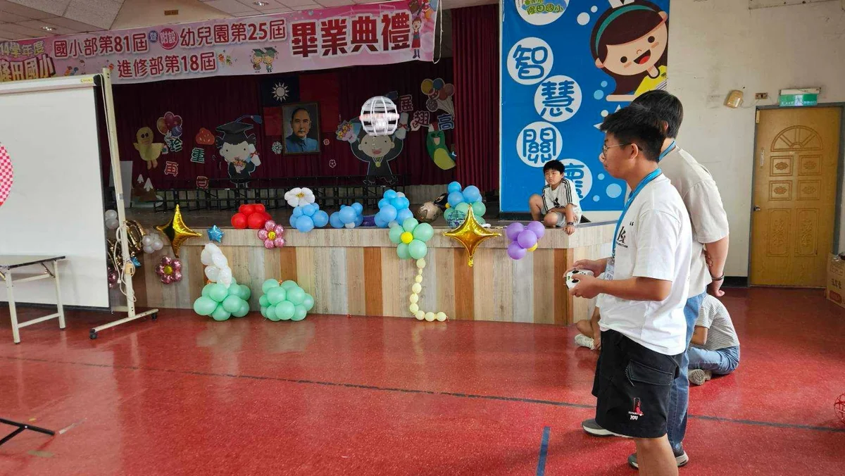 從操控到3對3攻防 臺南百名學生暑假玩無人機足球