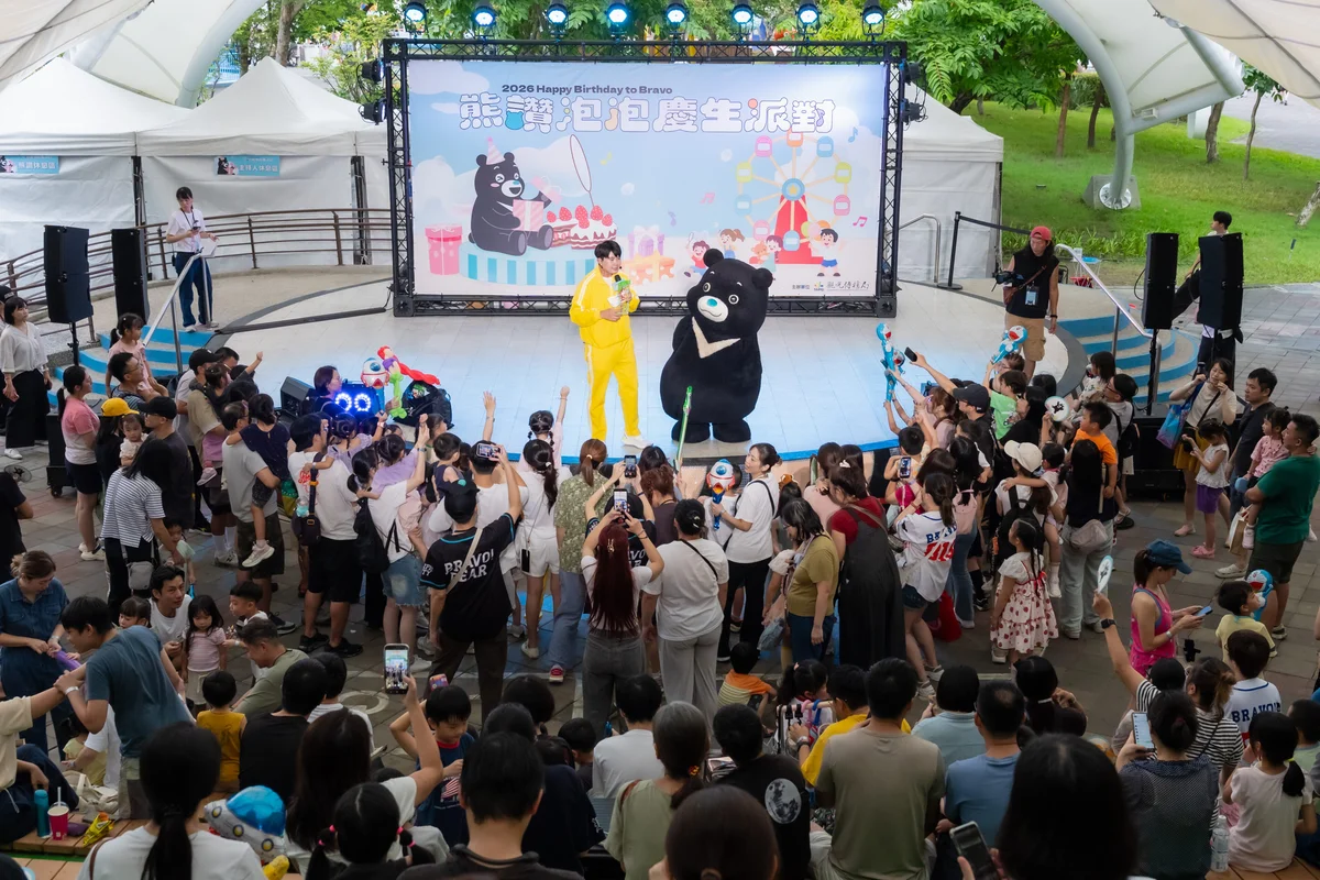 熊讚在兒童新樂園吹起生日泡泡 8月19日再赴咖啡廳當一日店長
