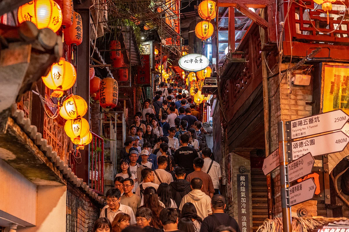 九份紅燈籠祭點亮山城 金瓜石探索帶旅客走進水金九