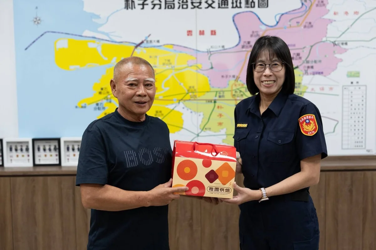 父親節前夕送進朴子分局 蛋捲禮盒慰勞堅守崗位同仁