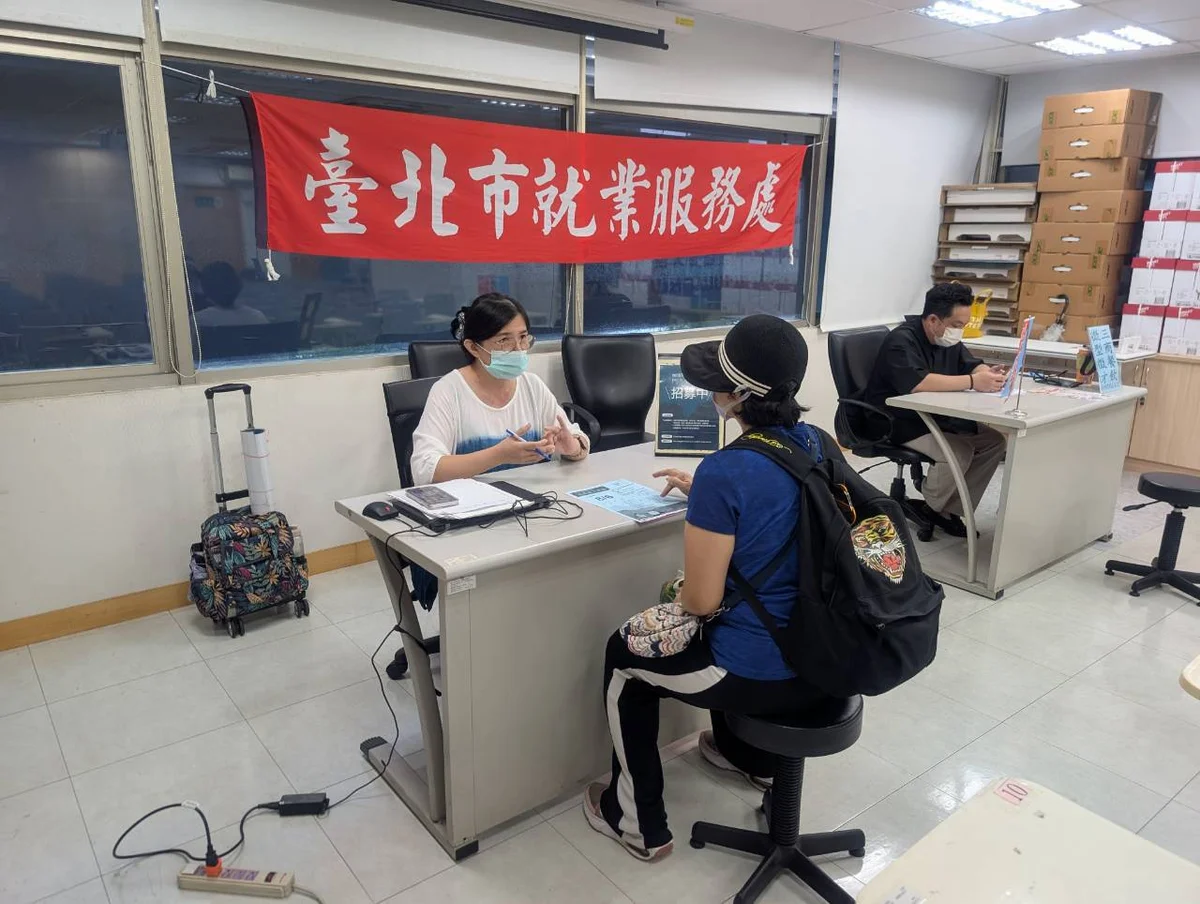 北市本週徵才釋出895職缺 零售長照與旅宿都在找人