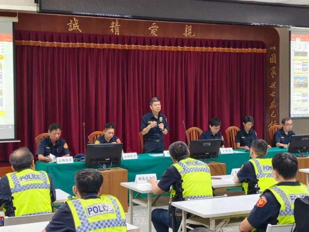 嘉市警夜間封閉式路檢　查獲酒駕毒駕與3名通緝犯