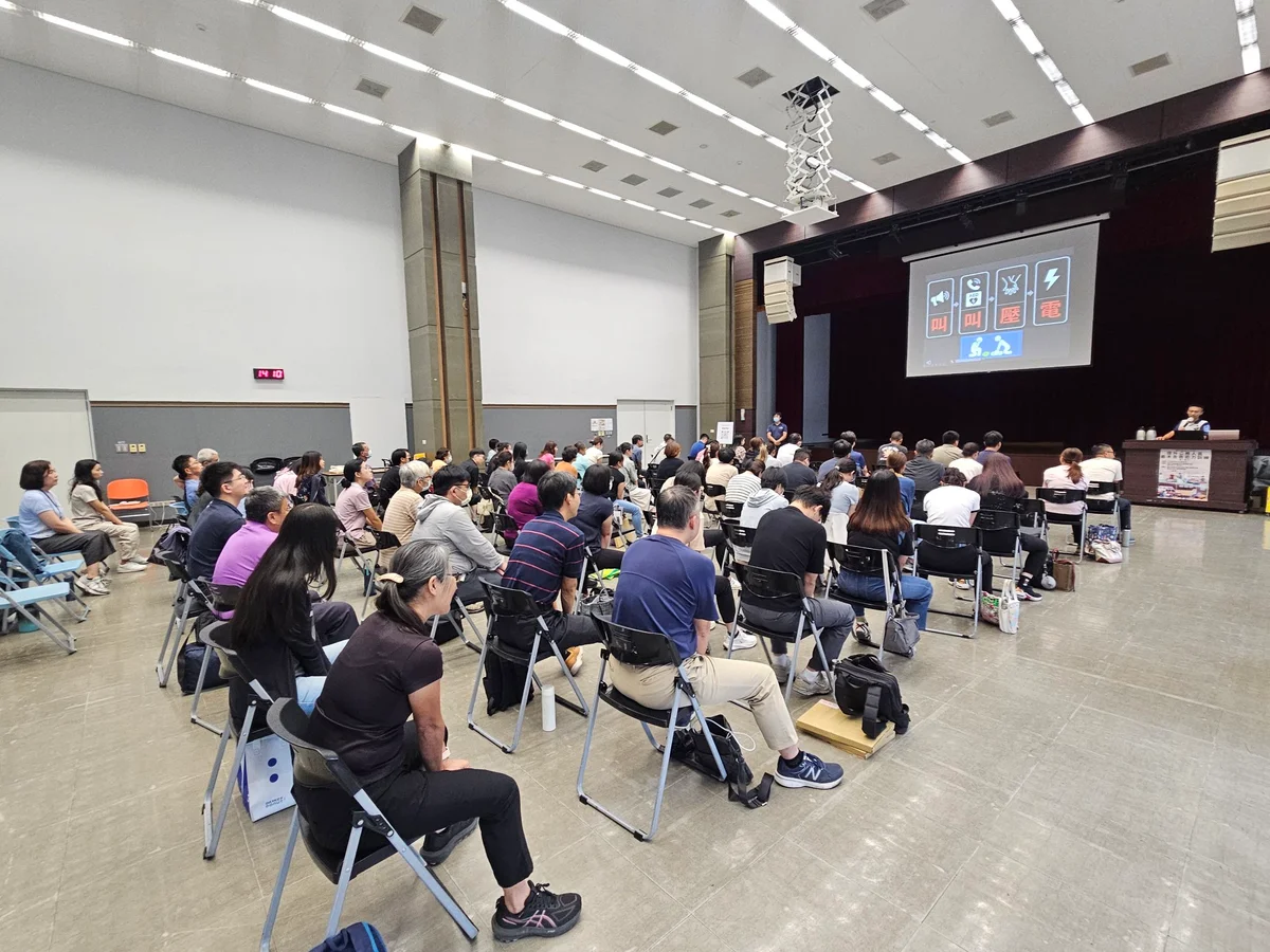 台中市府93人實作CPR與AED 搶救黃金時間先學會伸手