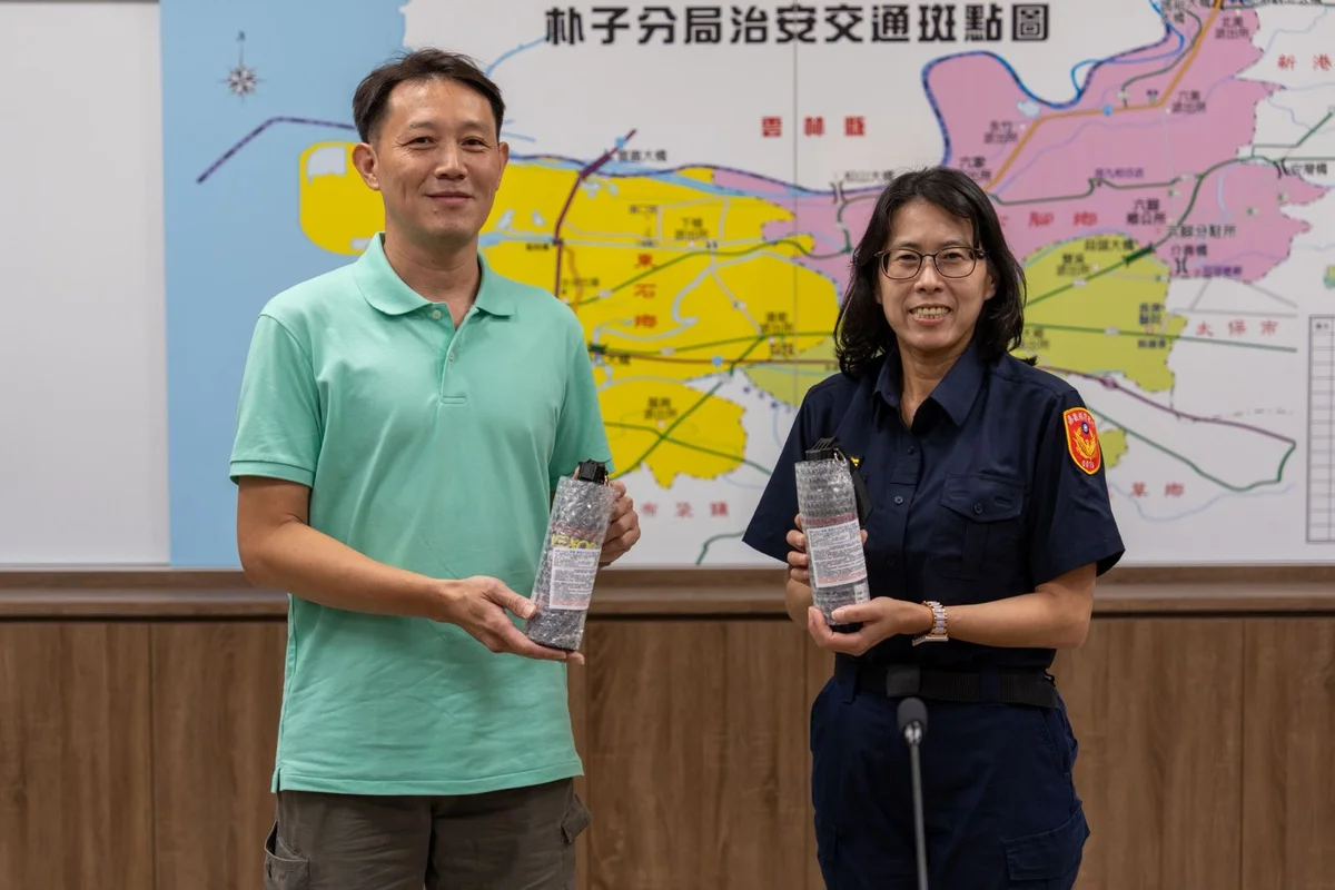 多一道近身防護 豪盛實業捐噴霧器給第一線員警