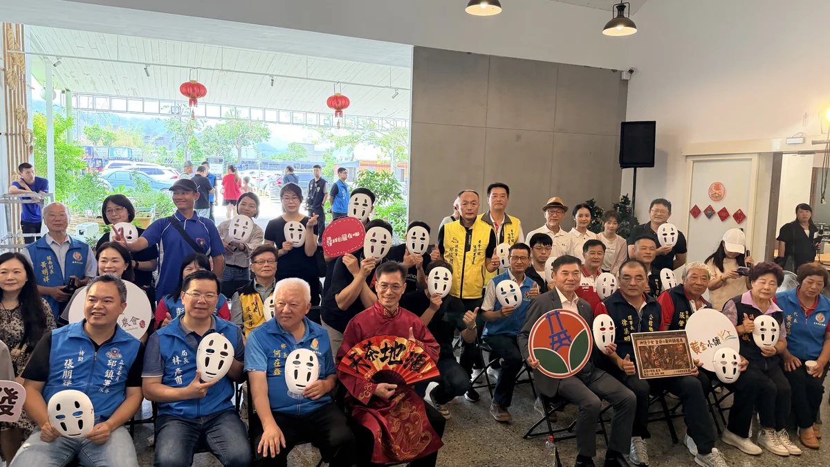 祥龍游進公館黃金小鎮 穿龍圳旁添藝術農遊新景