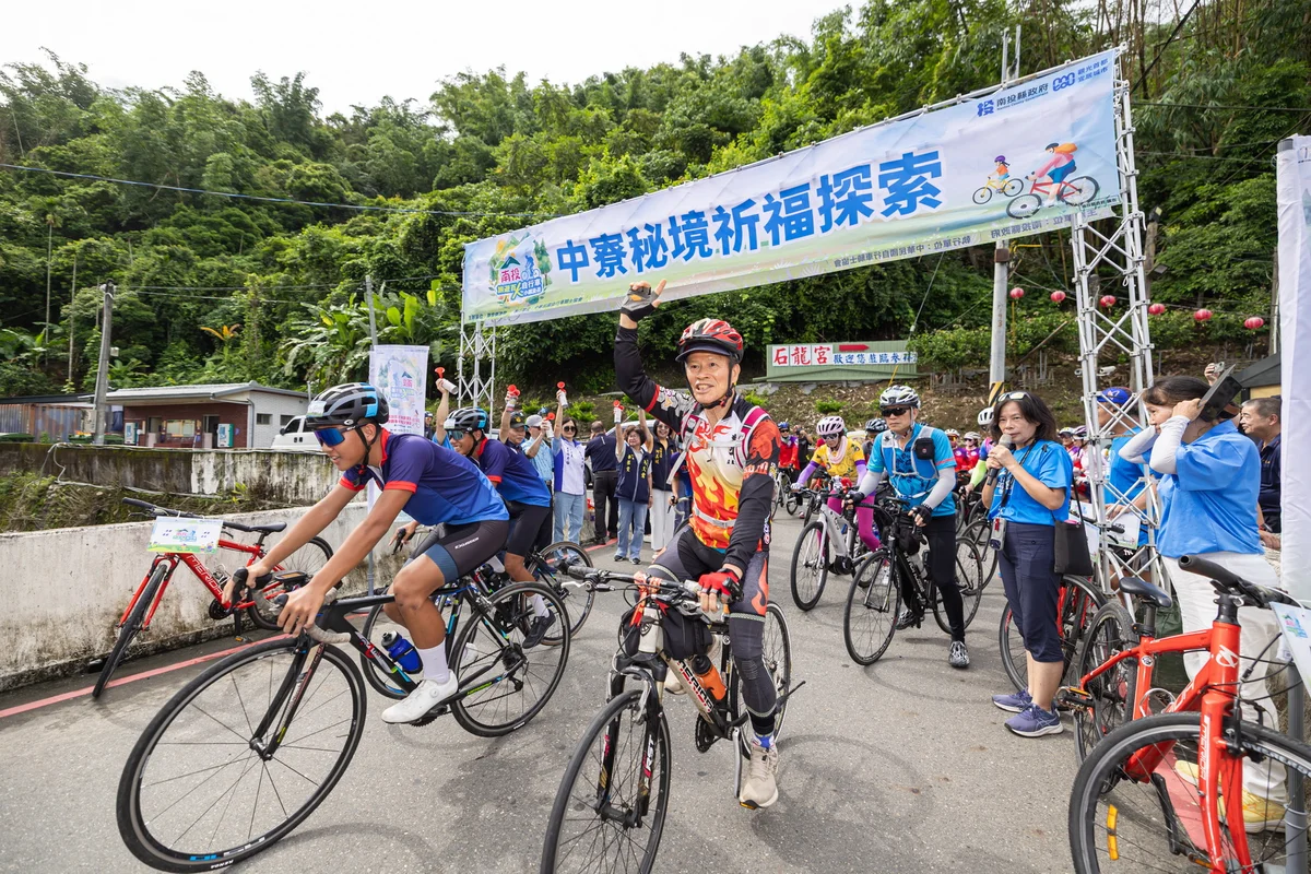 泡麵香從石龍宮飄出 中寮單車騎進山林秘境
