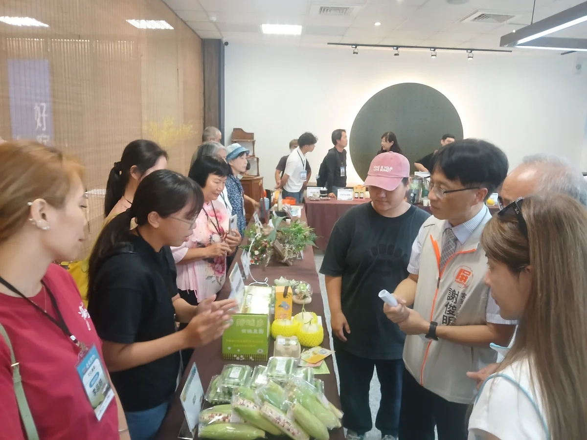屏東大夥房培力班開訓 31家業者齊聚走上客庄品牌升級路