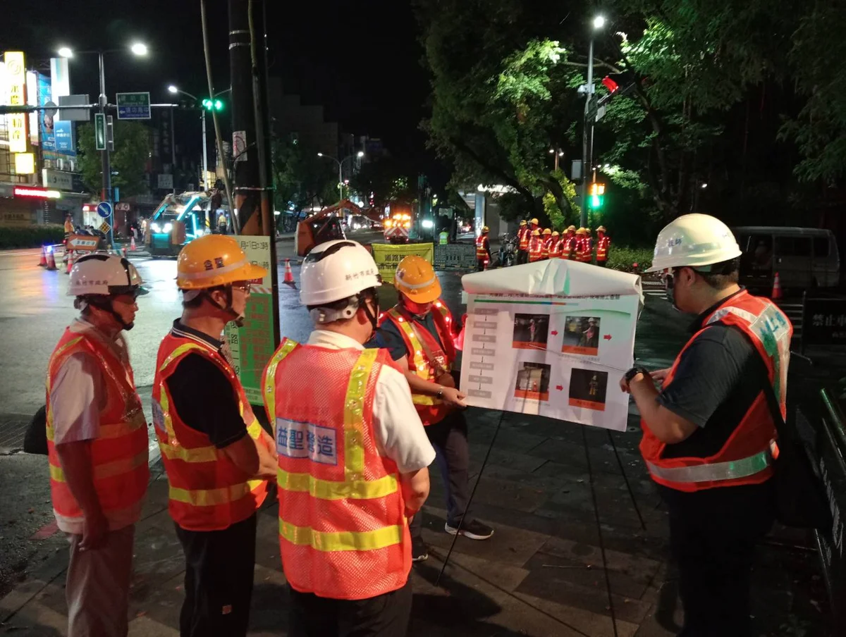 光復路二段深夜刨鋪 竹市盼減少白天通勤干擾