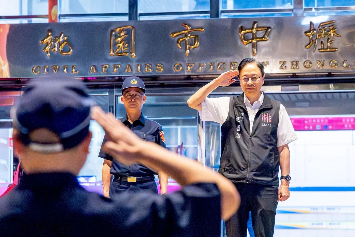 暑假前一晚到中壢宣誓 張善政率隊啟動青春專案