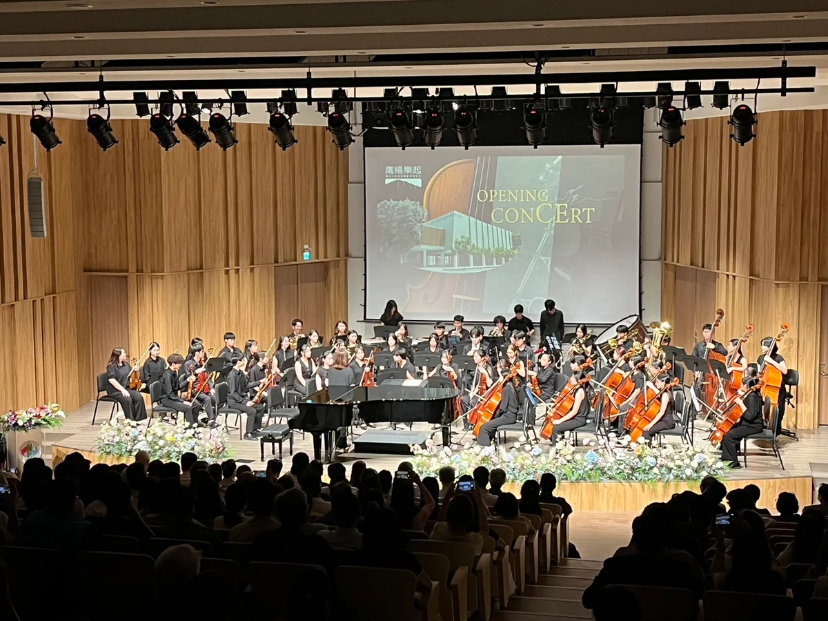 樂聲響起迎新舞台　台中二中演藝廳正式啟用