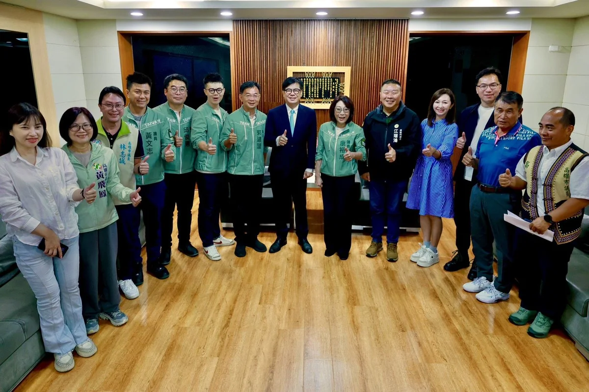 高雄議會定期會開幕　陳其邁率市府團隊拜會各黨團