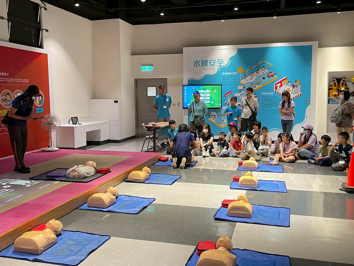 防災不只在課堂 北市160位親子暑假練起居家應變