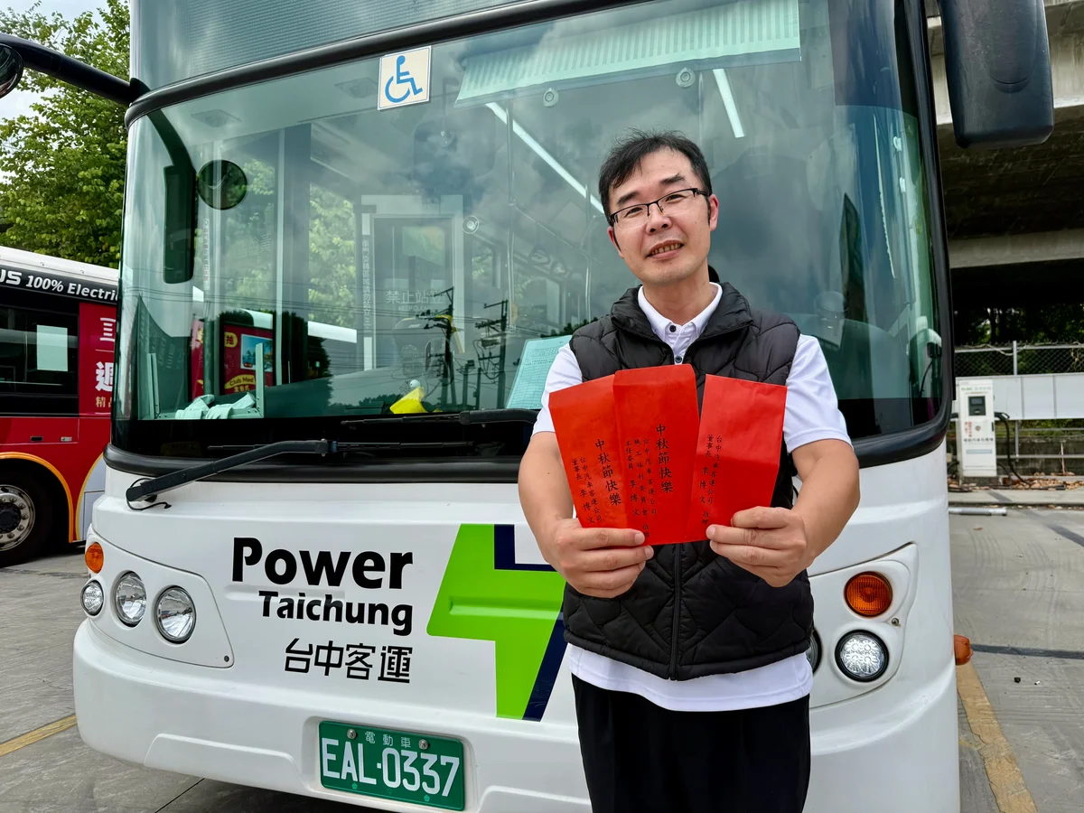 93路乘客突發不適　台中客運駕駛張鐙元停車援助送醫