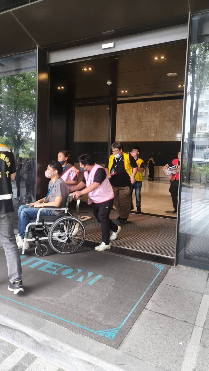 楠梓科技園區實兵演練 消防進光寶科技測試廠房救災應變